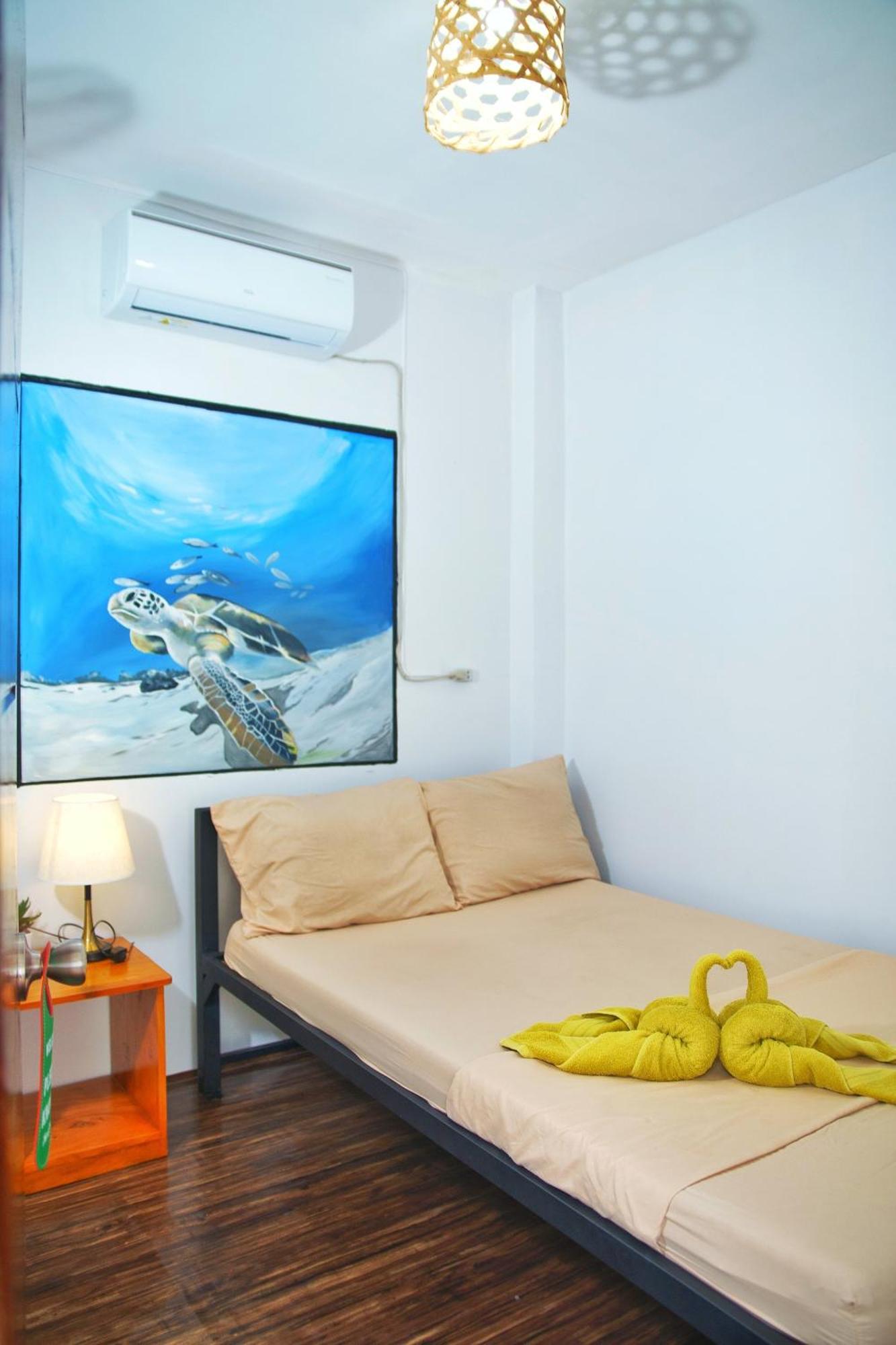 Ananas Guesthouse Moalboal Exterior photo