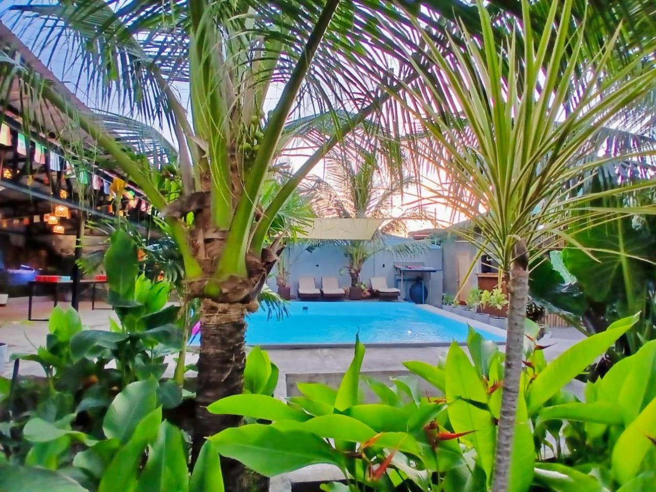 Ananas Guesthouse Moalboal Exterior photo