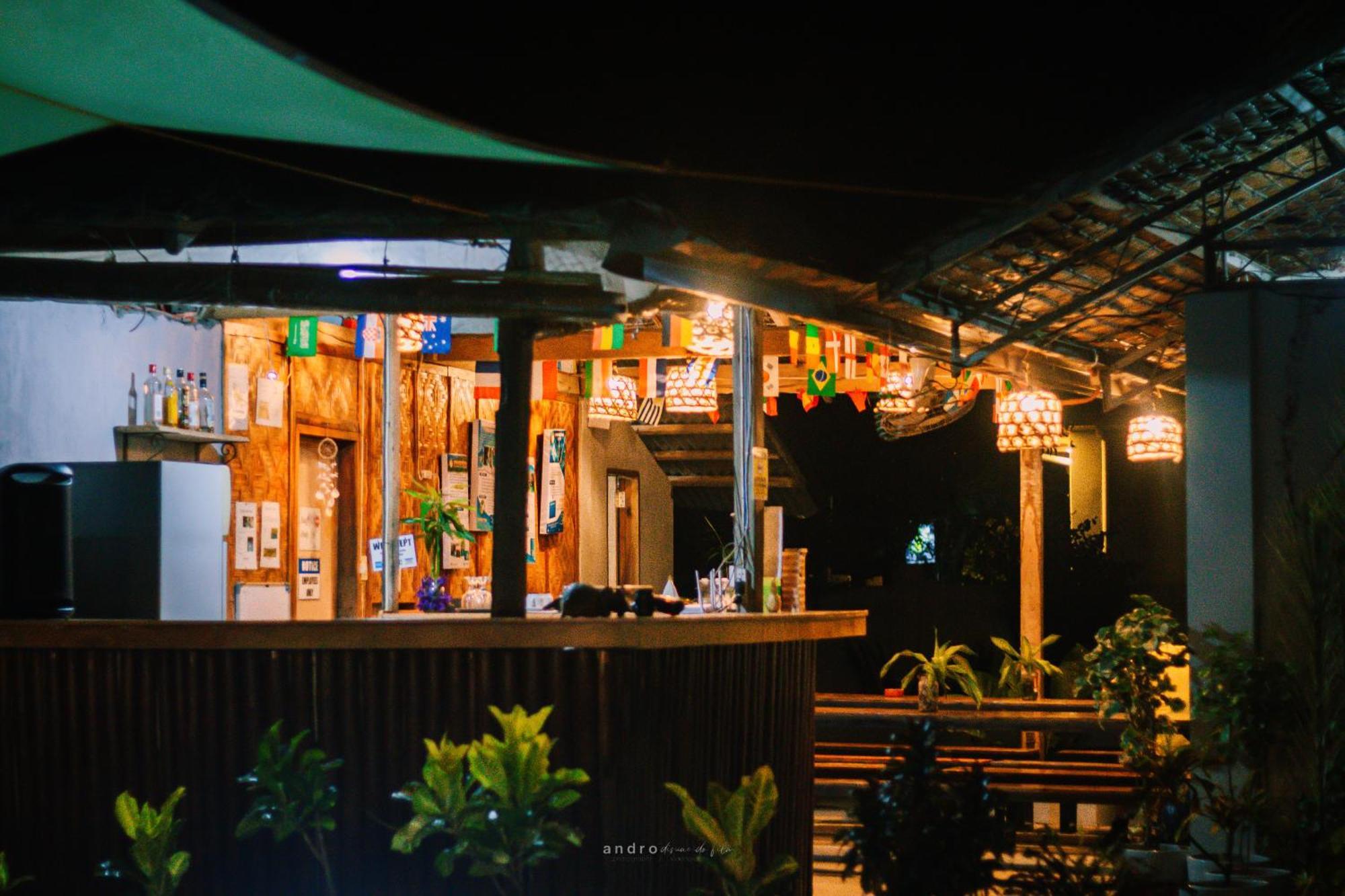 Ananas Guesthouse Moalboal Exterior photo